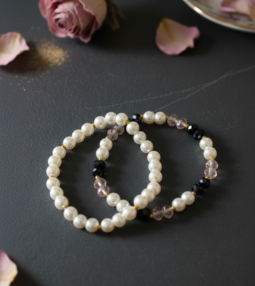 ✨Midnight Bloom Pearl Bracelet Set✨
