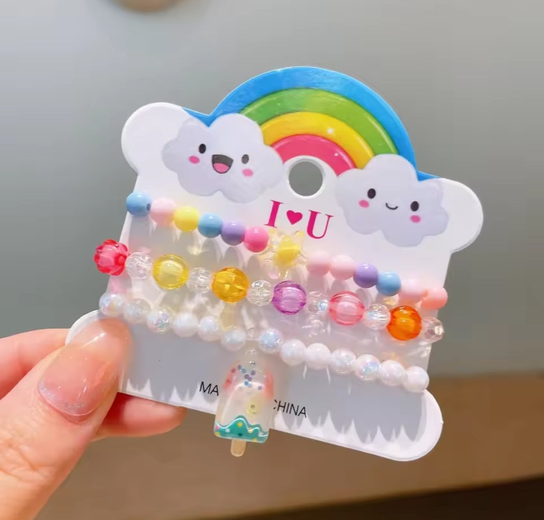 Cute & colorful 3-piece resin bracelets for girls! 🌈✨ Perfect for parties, playtime, or any day! 💖🎉 Fun charms & vibrant designs to brighten up her look! 🦄👧