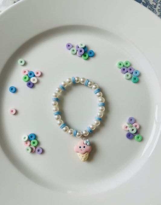 ✨Pearl Charm Bracelet✨